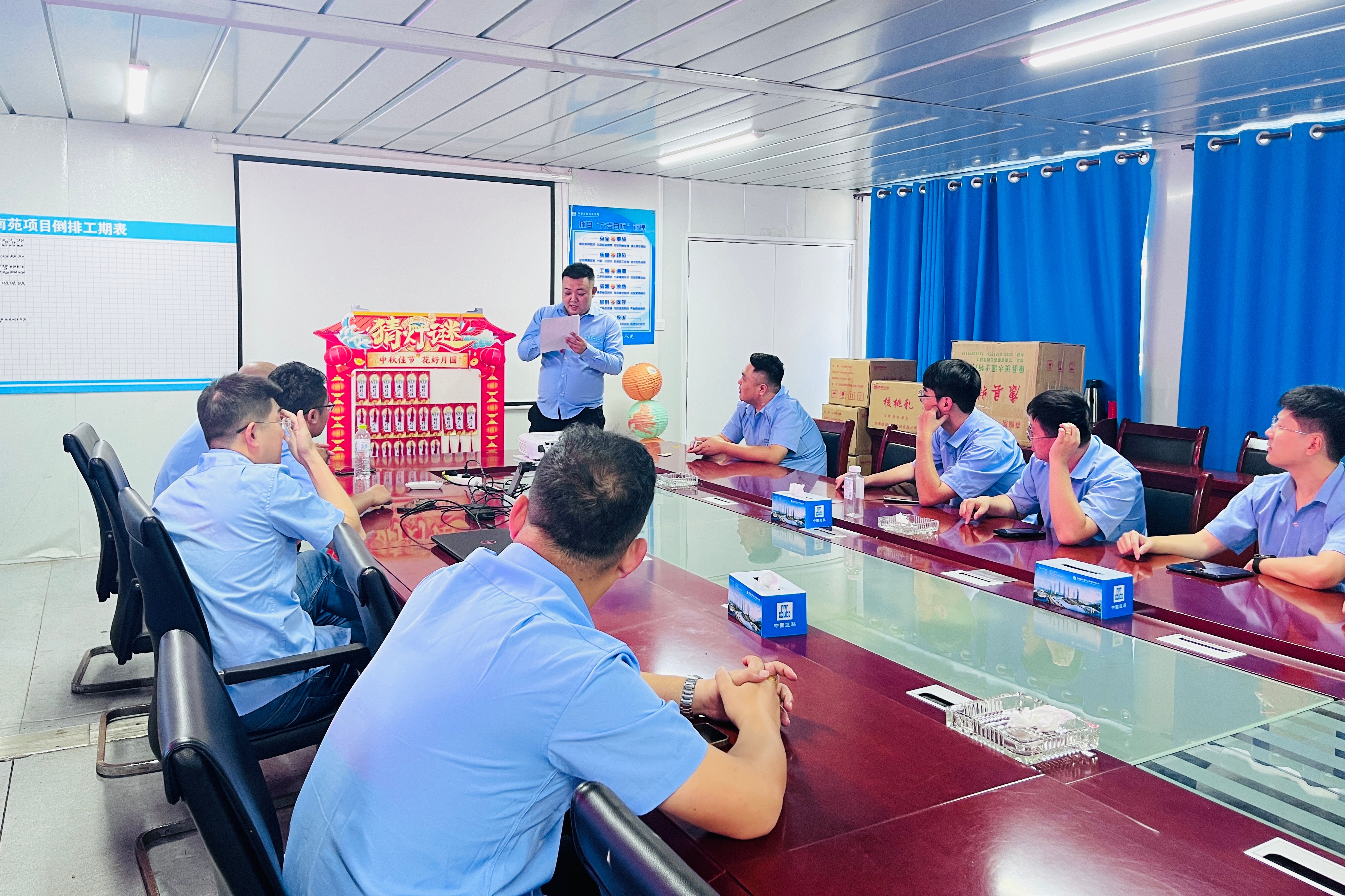 照片2.jpg 照片2.jpg