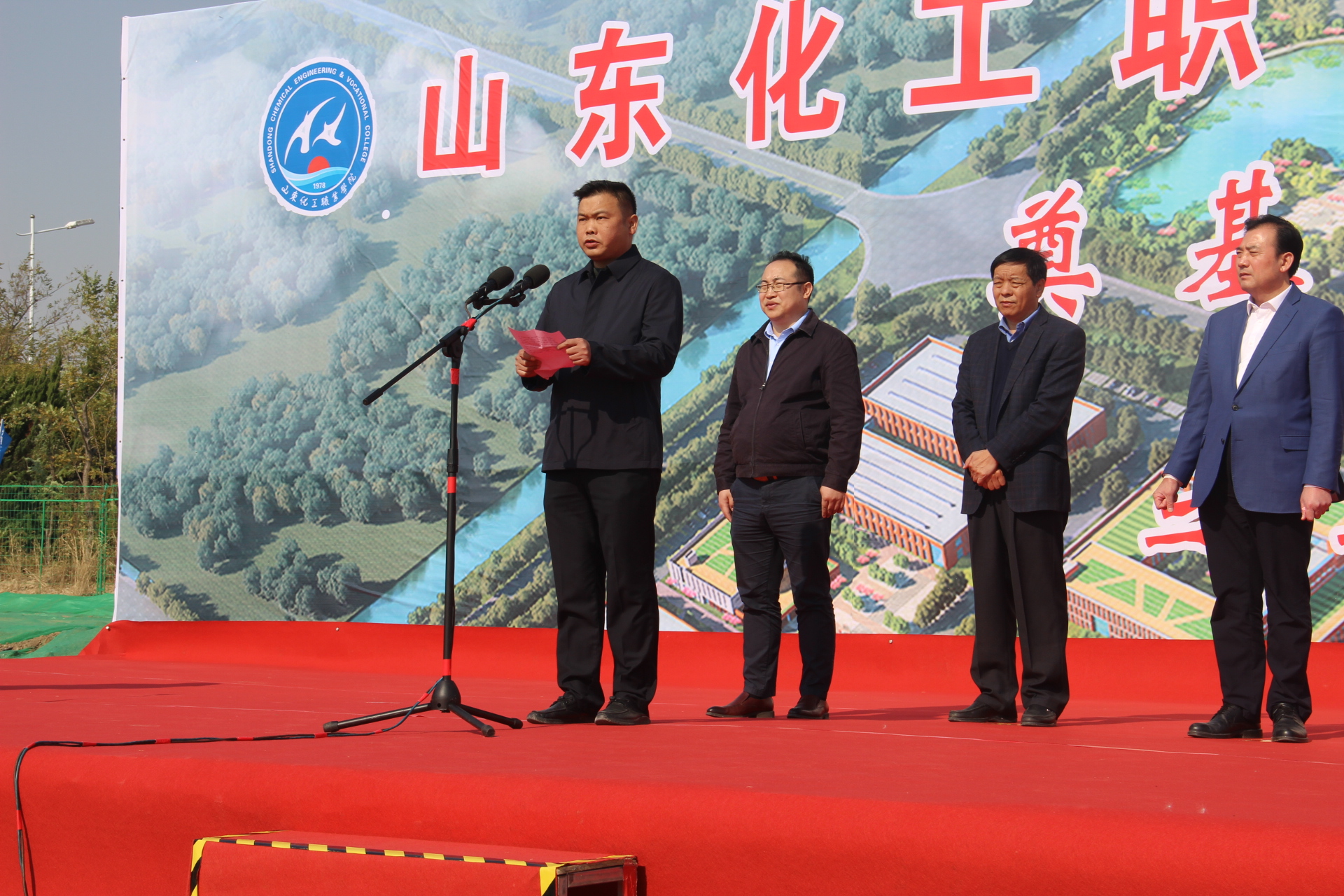 a19bcec30cd0cb5037980b8e0284f7d.jpg
