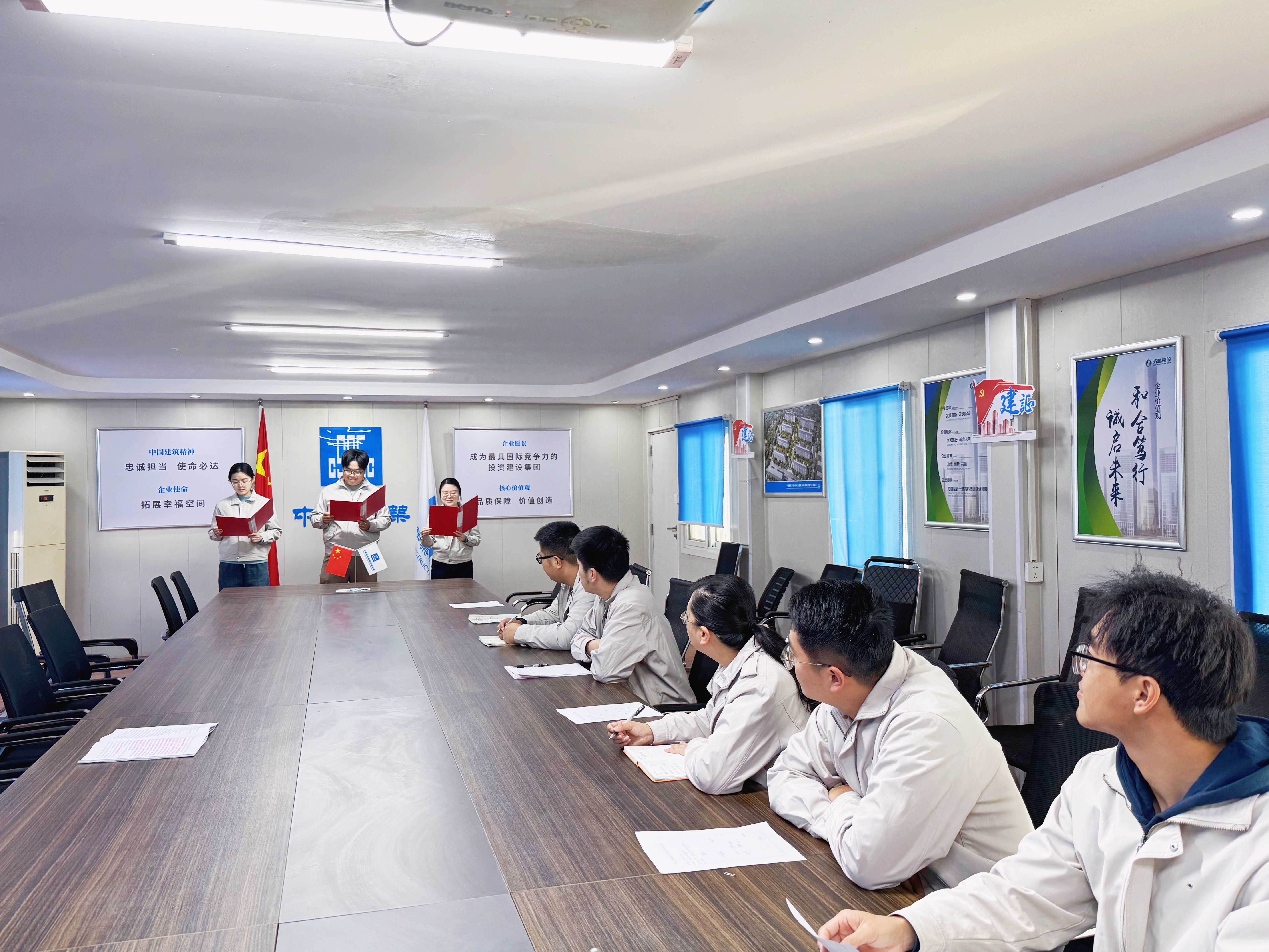 “初心宣讲队”主题宣讲.jpg “初心宣讲队”主题宣讲.jpg