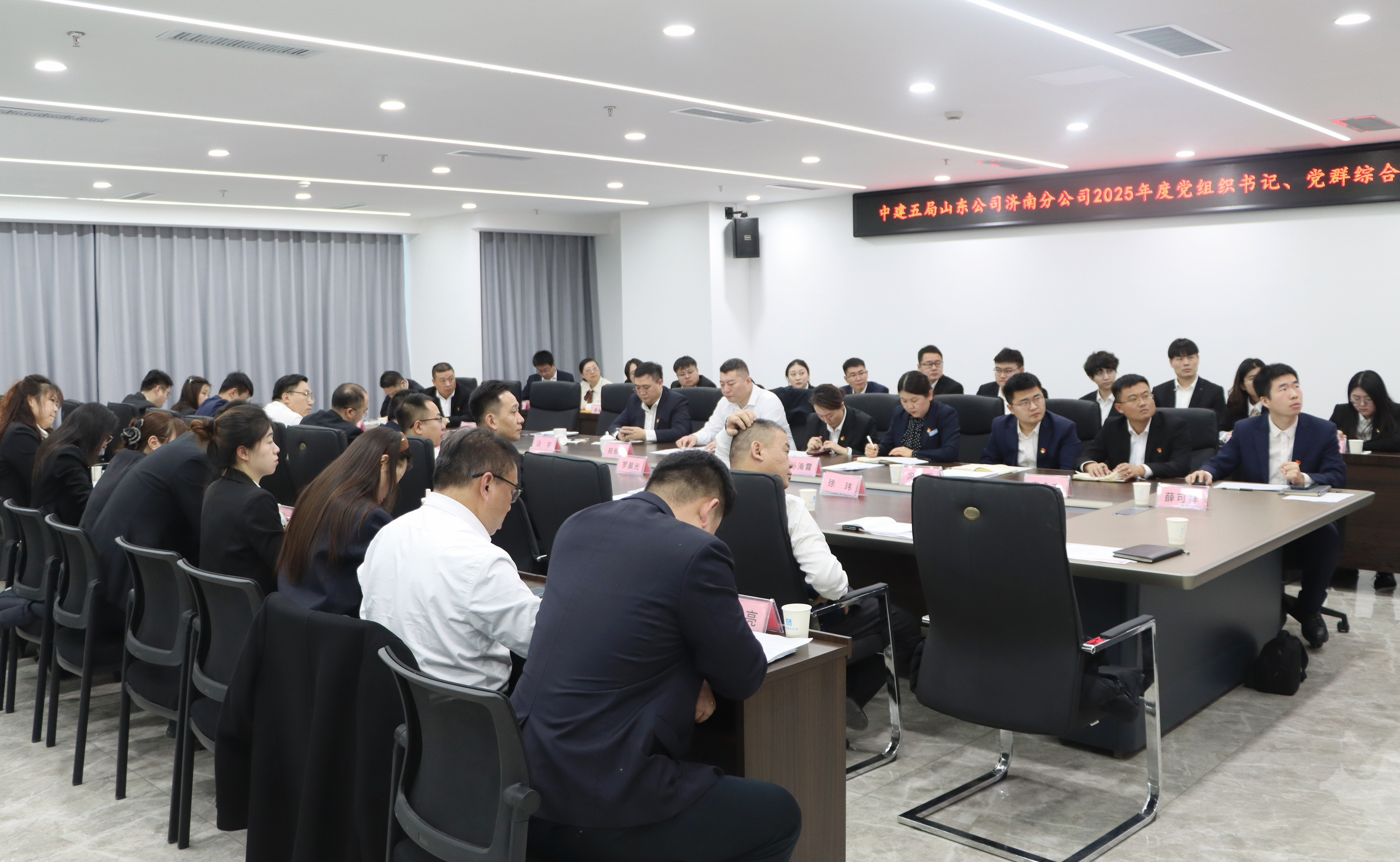 6cdcf93ea483332397e563402e2bd8b.jpg 6cdcf93ea483332397e563402e2bd8b.jpg