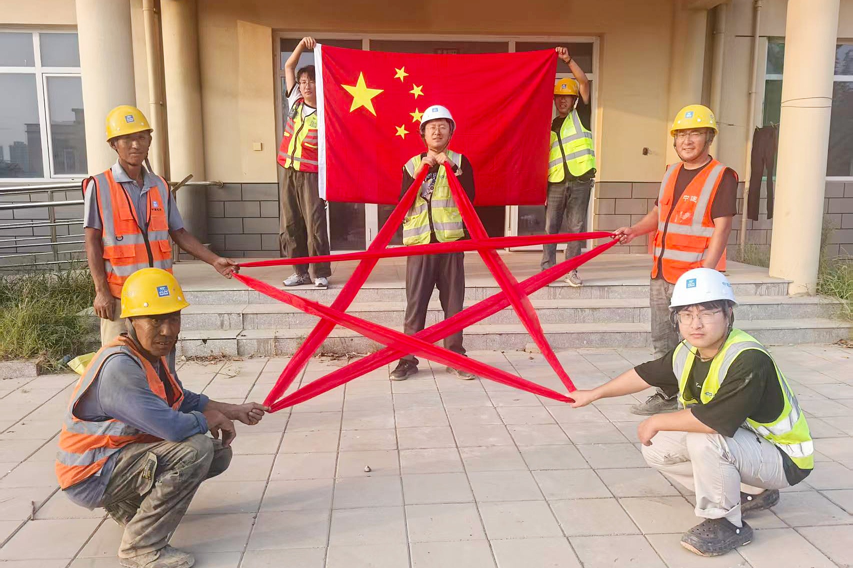 礼赞国庆.jpg
